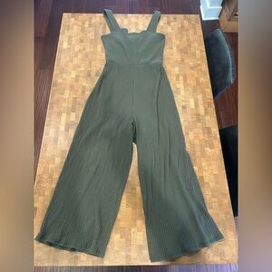 American Eagle Jumpsuit Green Size Medium
